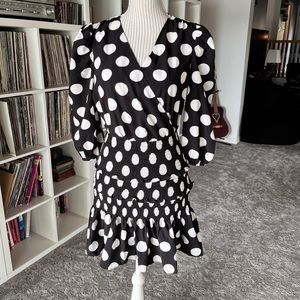 2/$20 Lipsy dress size 4